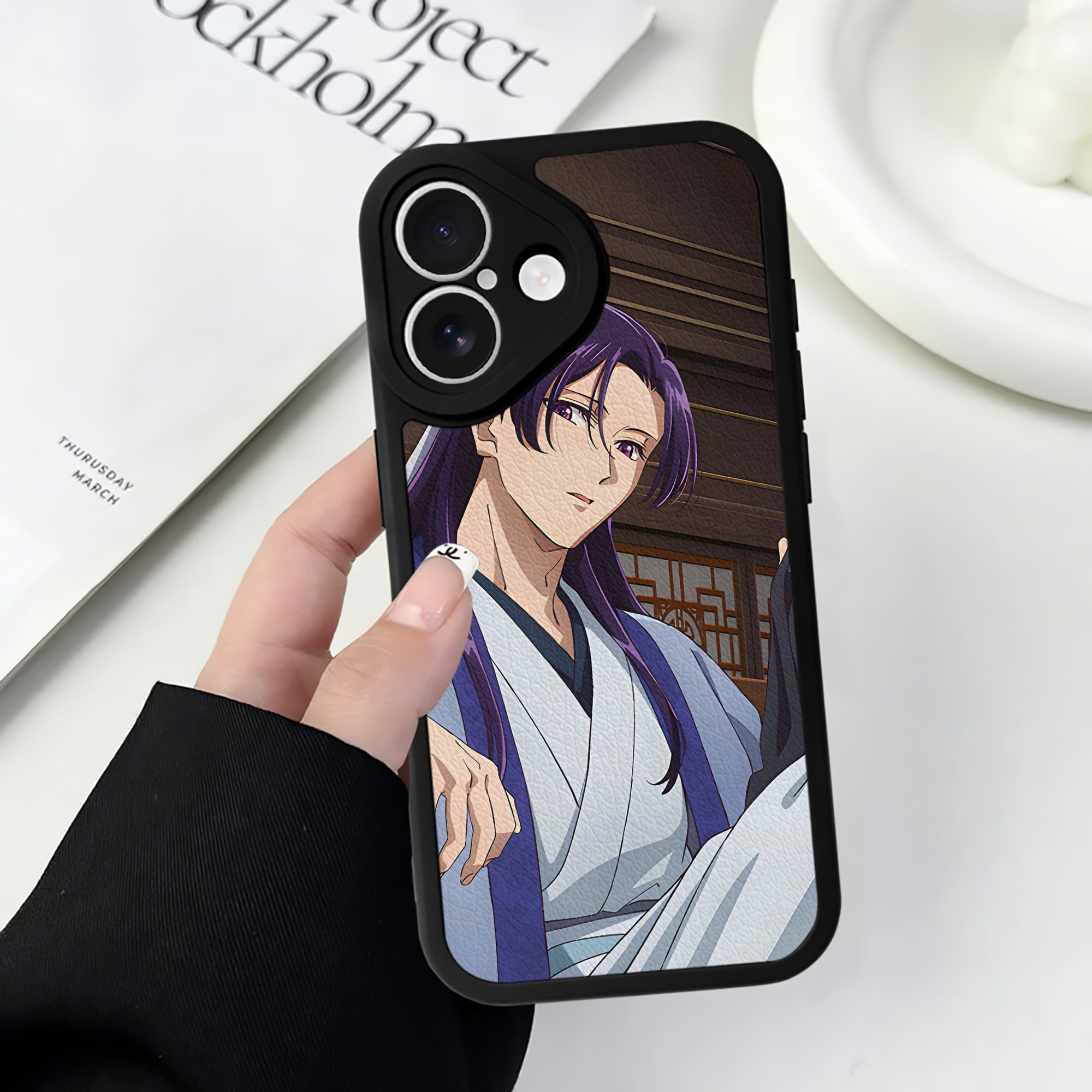 薬屋のひとりごと The Apothecary Diaries 【iPhone 16シリーズ対応】シリコンスマホケース（レザー調） 材質：シリコン